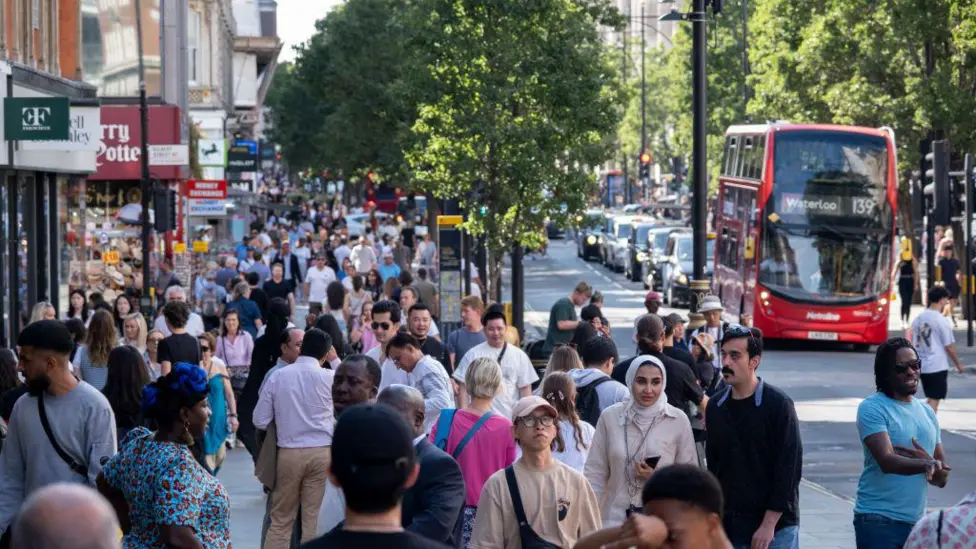 UK net migration 2024 drop