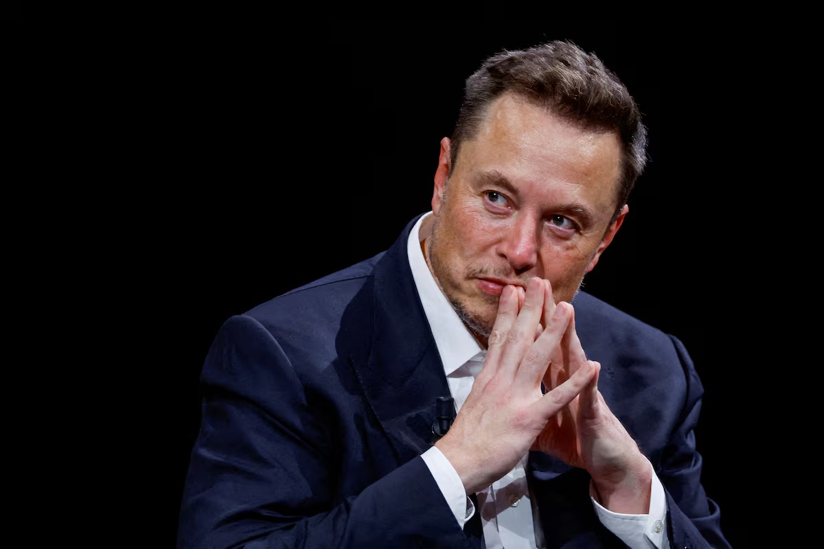 Tesla Shareholders Approve $878 Billion Pay Package for Elon Musk